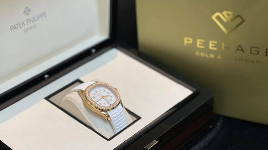 Đập hộp chiếc đồng hồ Patek Philippe 5269/200R-001 trước khi bàn giao cho Khách hàng